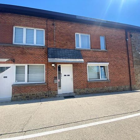 1-D011 Superbe Appartement Spacieux Tres Calme Charleroi Exterior foto